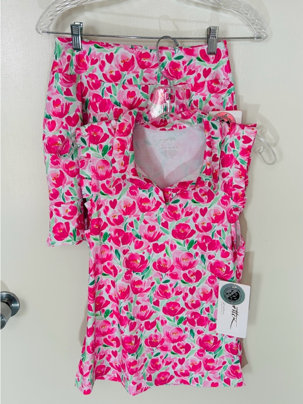 Set of Gottex Pink & White Floral Tulip Sleeveless Top and Matching Sport Skort